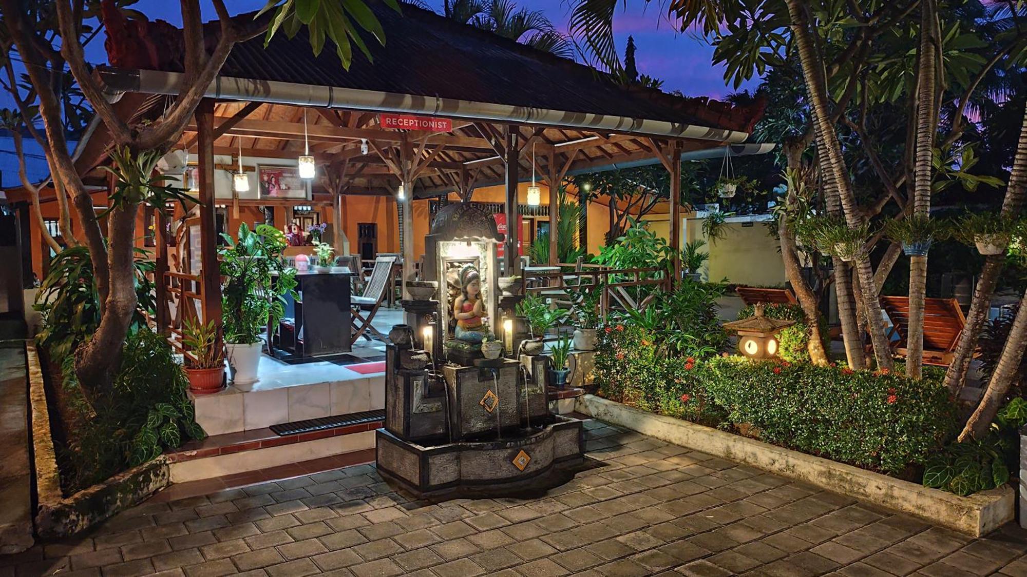 Keyani Bungalows Lovina Exterior foto